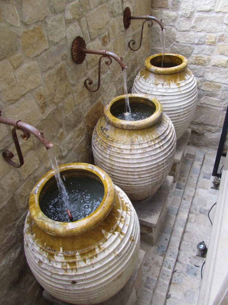 FANTASY FOUNTAINS SPOUT