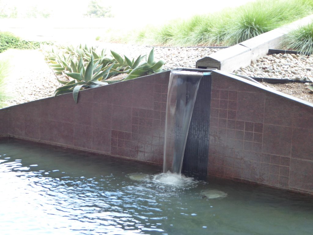 FOUNTAIN SANTA ANA BUSINESS PARK