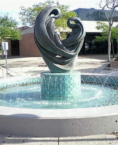Costa Mesa CA spray ring highlighting sculpture